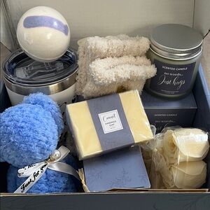 Hug in a Mug Bath & Body Gift Bundle with Blue and Cream Accents